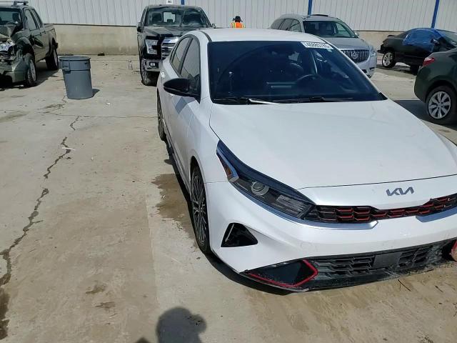 2023 Kia Forte - Image 11