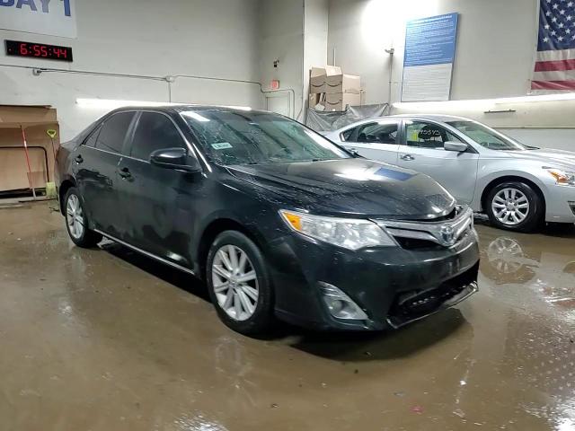 2012 Toyota Camry - Image 13