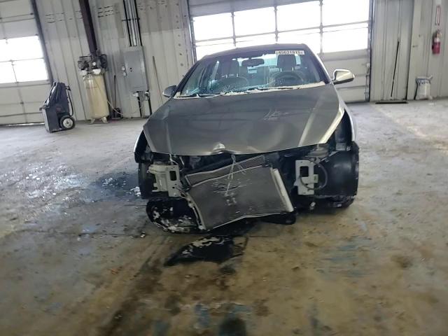 2016 Hyundai Sonata - Image 11