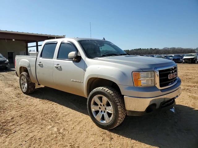 2007 GMC Sierra - Image 11