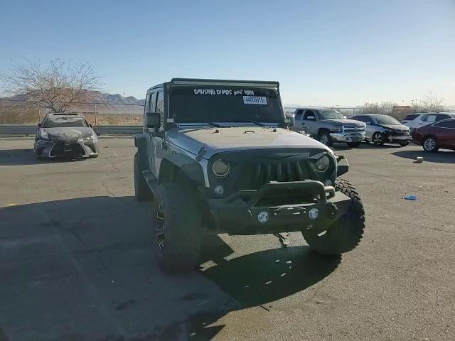 2018 Jeep Wrangler - Image 10