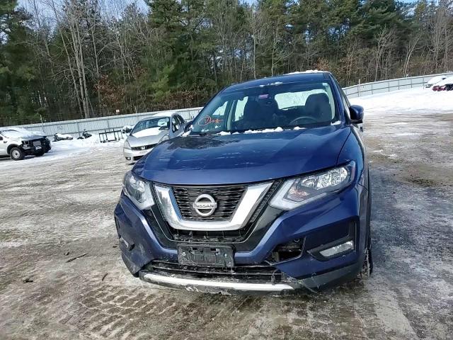 2017 Nissan Rogue - Image 12