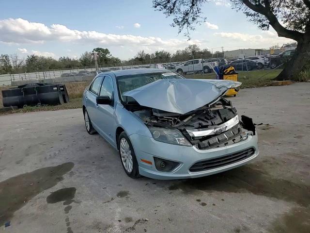 2010 Ford Fusion - Image 11