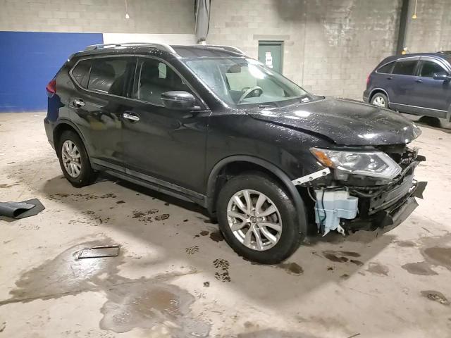 2018 Nissan Rogue - Image 11