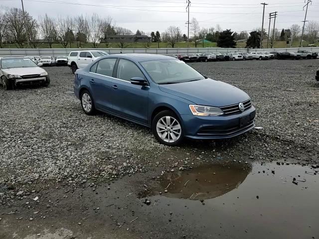2016 Volkswagen Jetta - Image 10