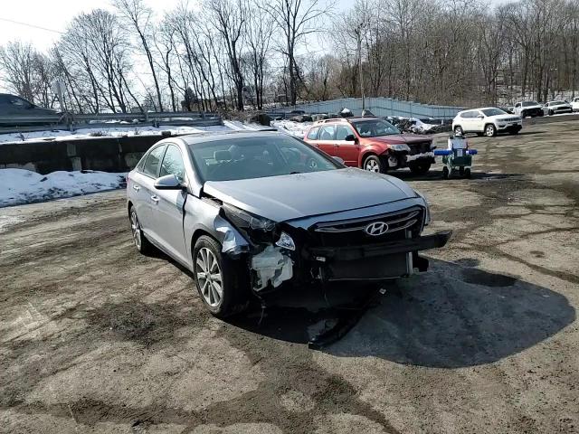 2016 Hyundai Sonata - Image 11