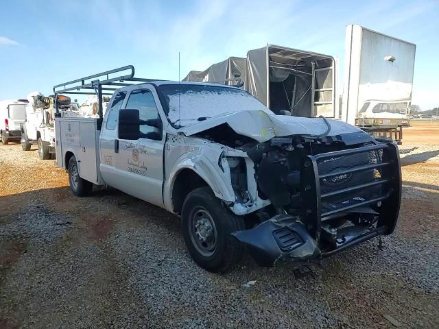 2012 Ford F250 - Image 11