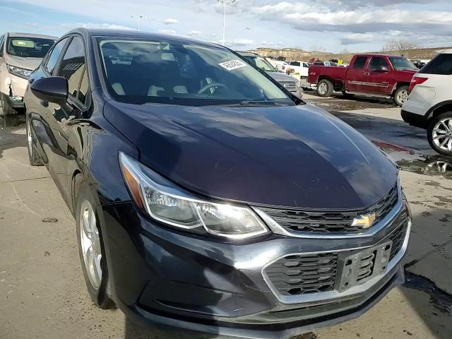 2016 Chevrolet Cruze - Image 13