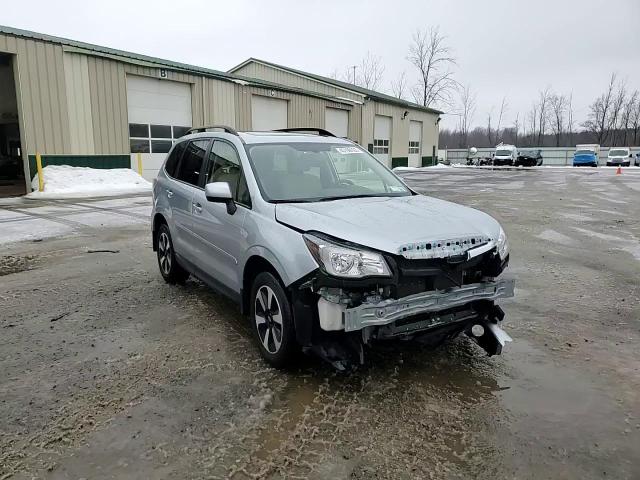 2018 Subaru Forester - Image 15