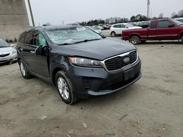 2019 Kia Sorento - Image 11