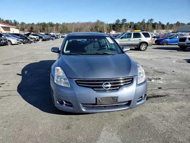 2011 Nissan Altima - Image 11
