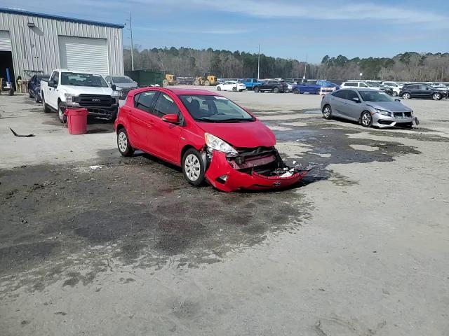 2012 Toyota Prius - Image 13