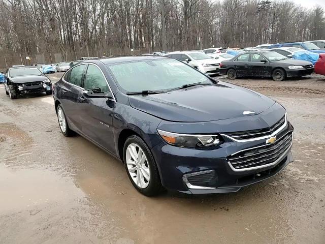 2016 Chevrolet Malibu - Image 13