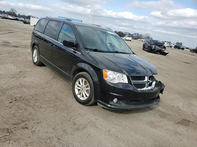 2018 Dodge Caravan - Image 11