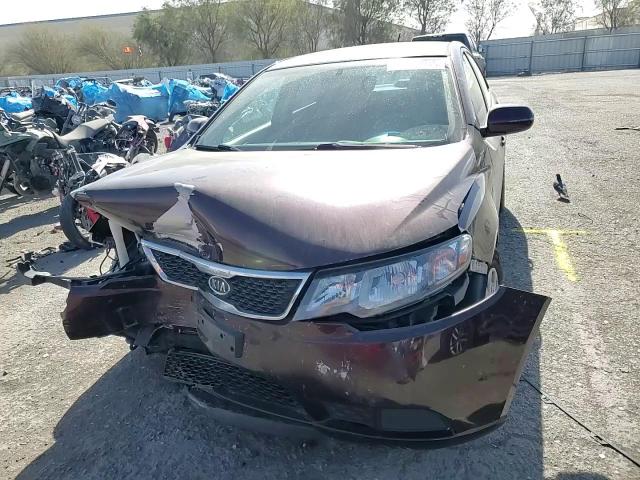 2011 Kia Forte - Image 10