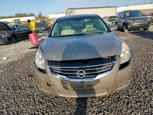 2012 Nissan Altima - Image 13