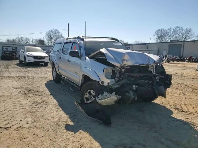 2013 Toyota Tacoma - Image 10