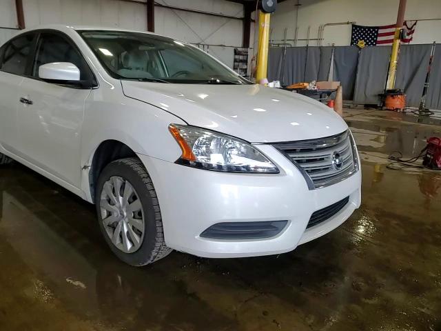 2015 Nissan Sentra - Image 13