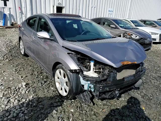 2013 Hyundai Elantra - Image 13
