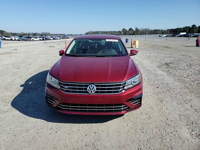2018 Volkswagen Passat - Image 11