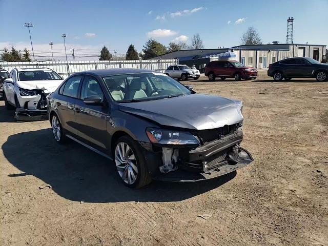 2015 Volkswagen Passat - Image 11