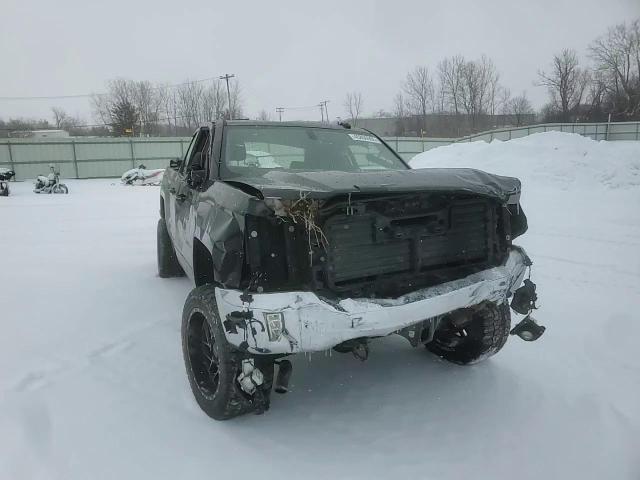 2018 Chevrolet Silverado - Image 10