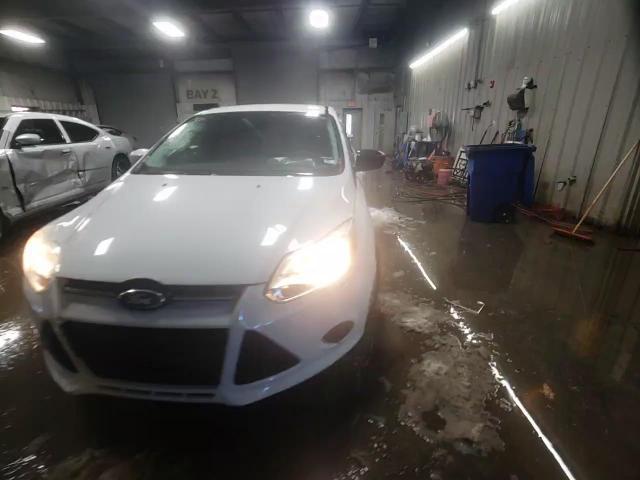 2013 Ford Focus - Image 13