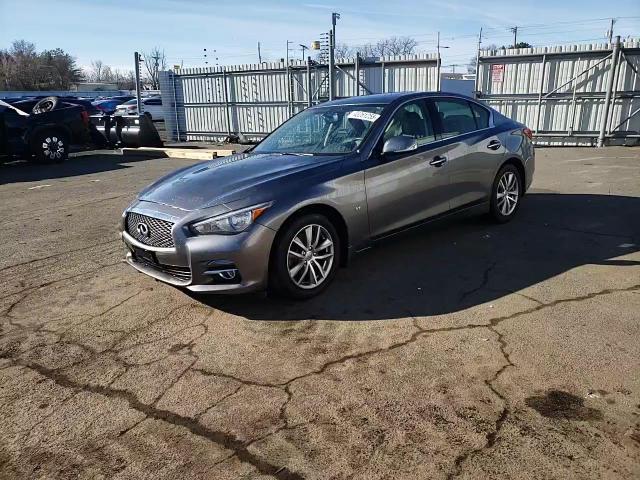 2015 Infiniti Q50 - Image 13