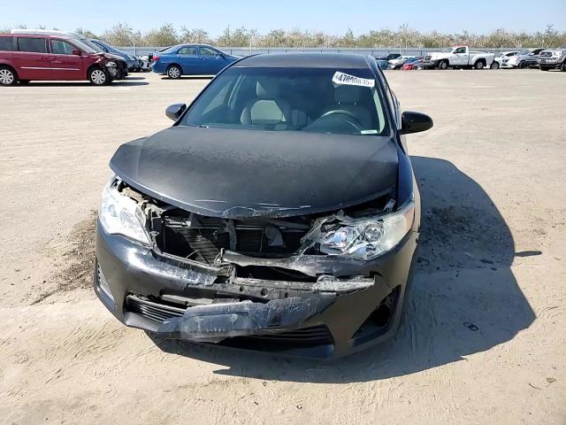 2014 Toyota Camry - Image 11