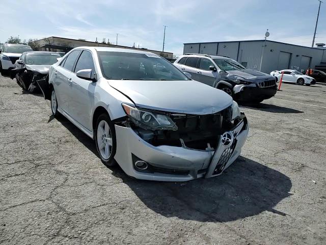2012 Toyota Camry - Image 11