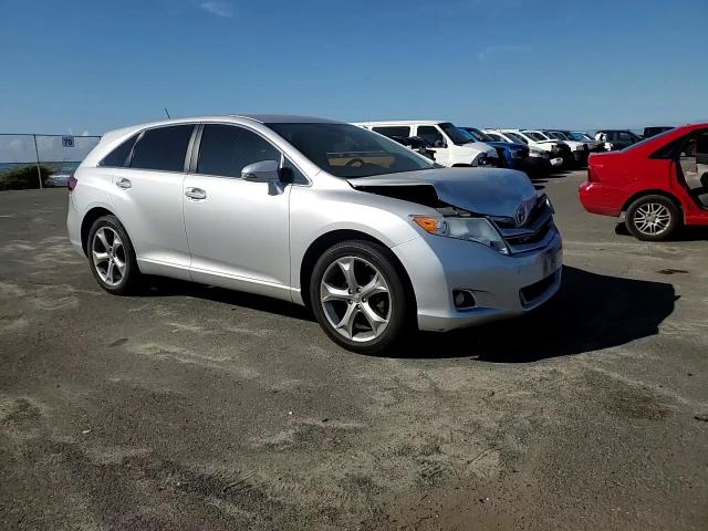 2013 Toyota Venza - Image 12