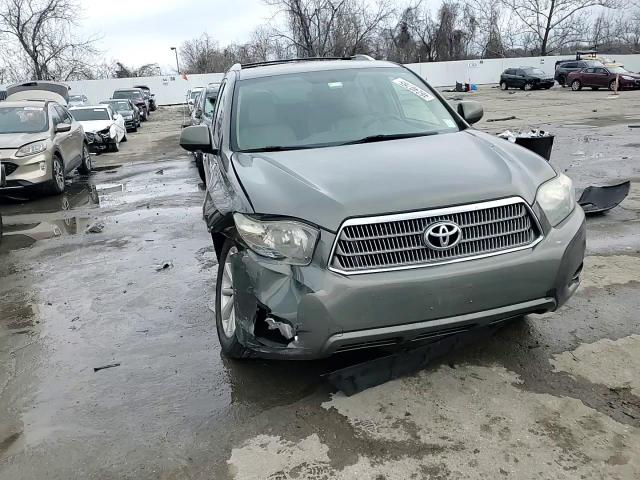 2010 Toyota Highlander - Image 11