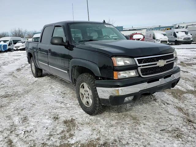 2006 Chevrolet Silverado - Image 10