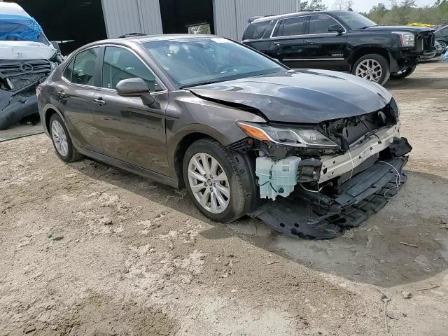 2018 Toyota Camry - Image 14