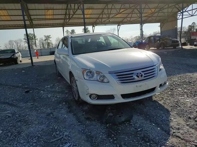 2009 Toyota Avalon - Image 11