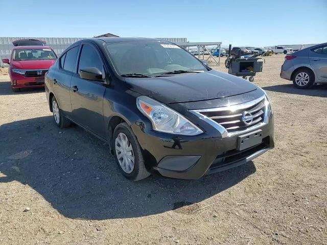 2018 Nissan Versa - Image 11