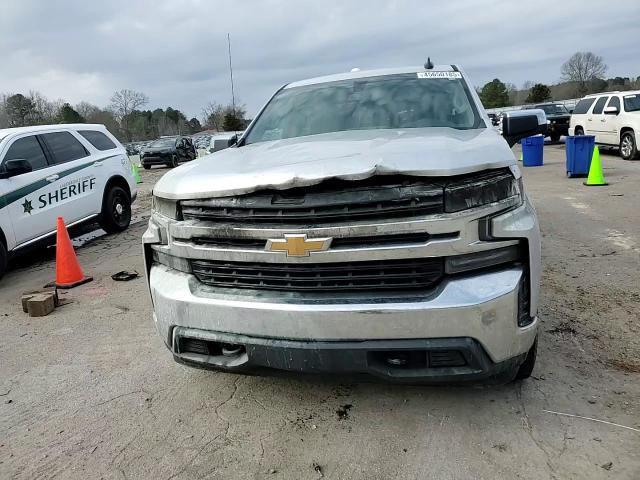 2019 Chevrolet Silverado - Image 12