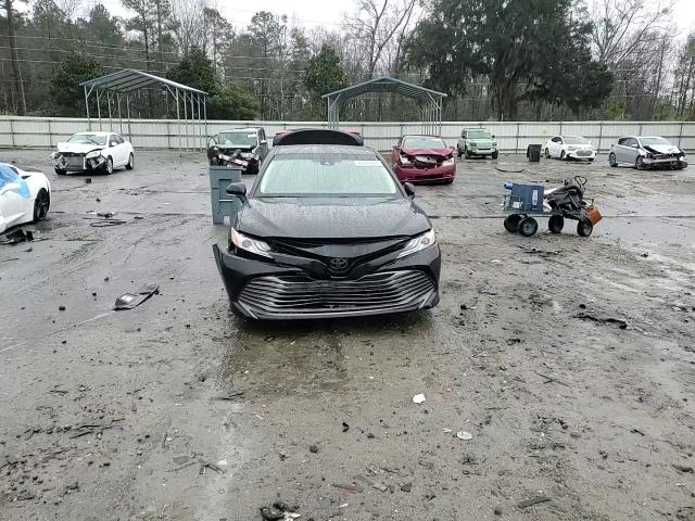 2020 Toyota Camry - Image 11