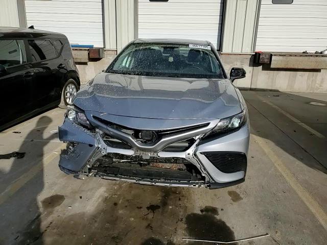 2021 Toyota Camry - Image 11