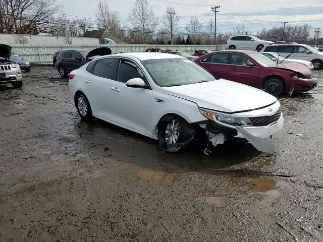 2016 Kia Optima - Image 11