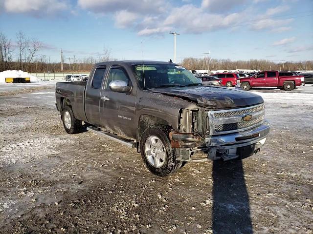 2013 Chevrolet Silverado - Image 13