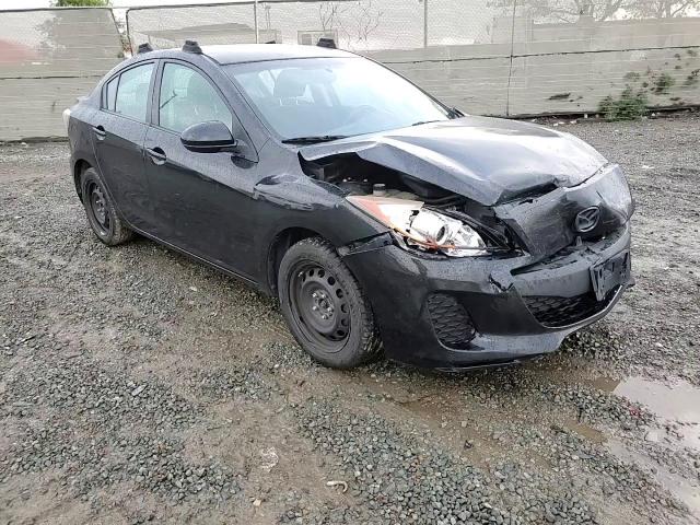 2013 Mazda 3 - Image 11