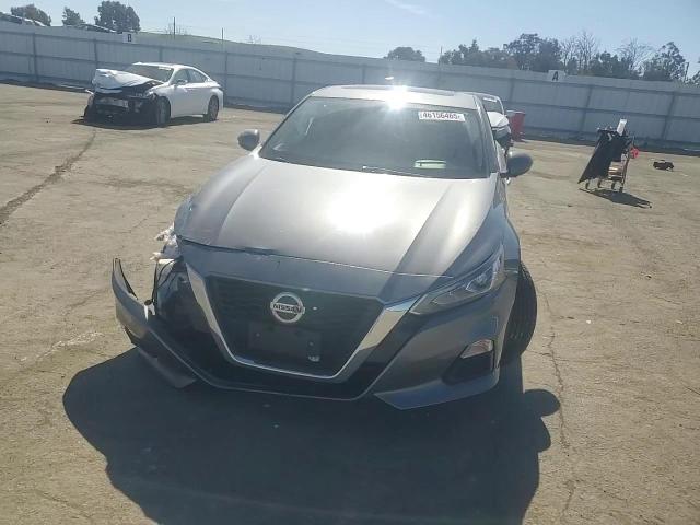2021 Nissan Altima - Image 10