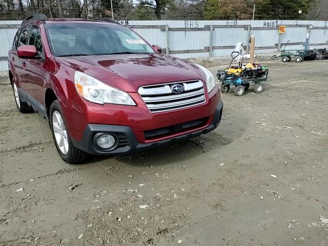 2013 Subaru Outback - Image 14