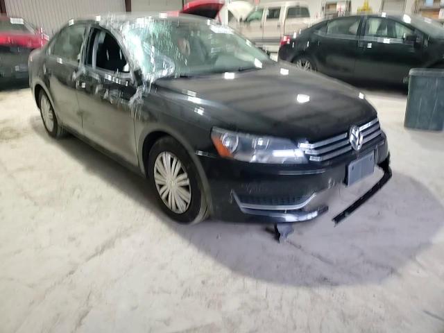 2014 Volkswagen Passat - Image 10