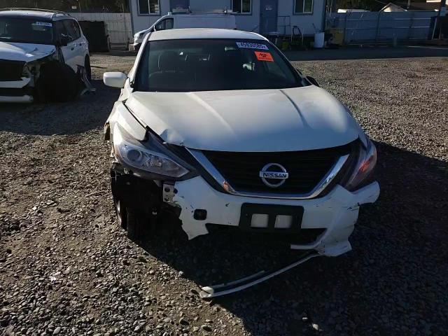 2016 Nissan Altima - Image 11