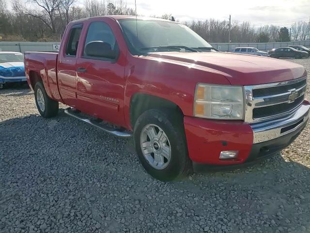 2011 Chevrolet Silverado - Image 10