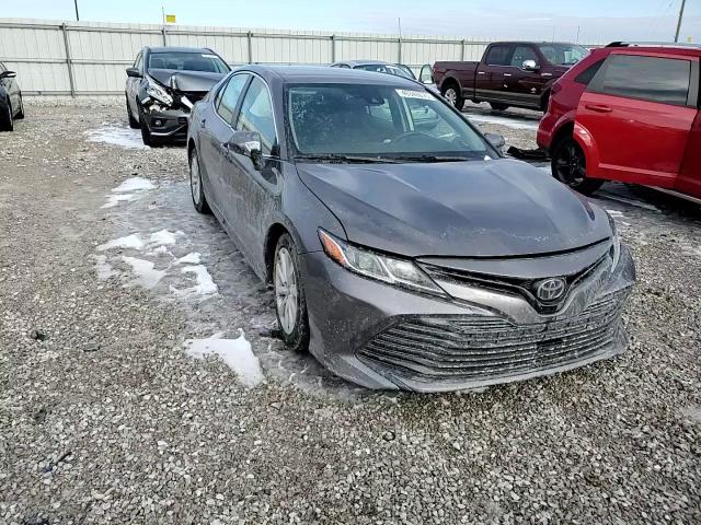2019 Toyota Camry - Image 11