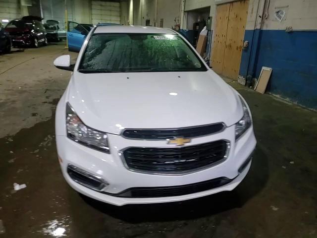 2016 Chevrolet Cruze - Image 13