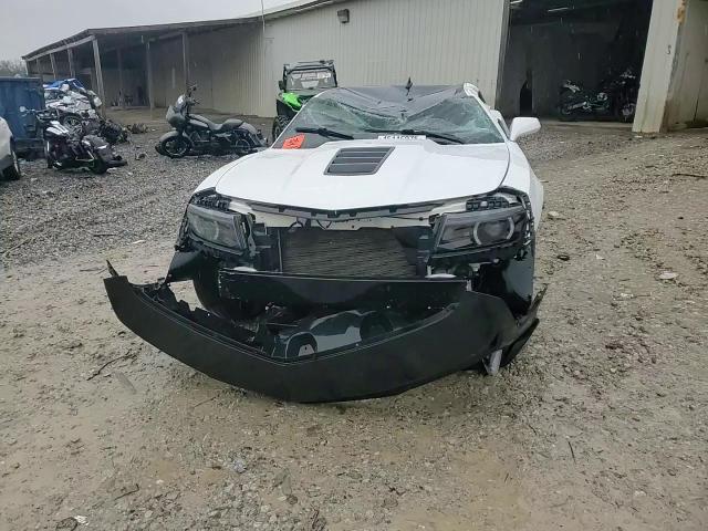 2015 Chevrolet Camaro - Image 14